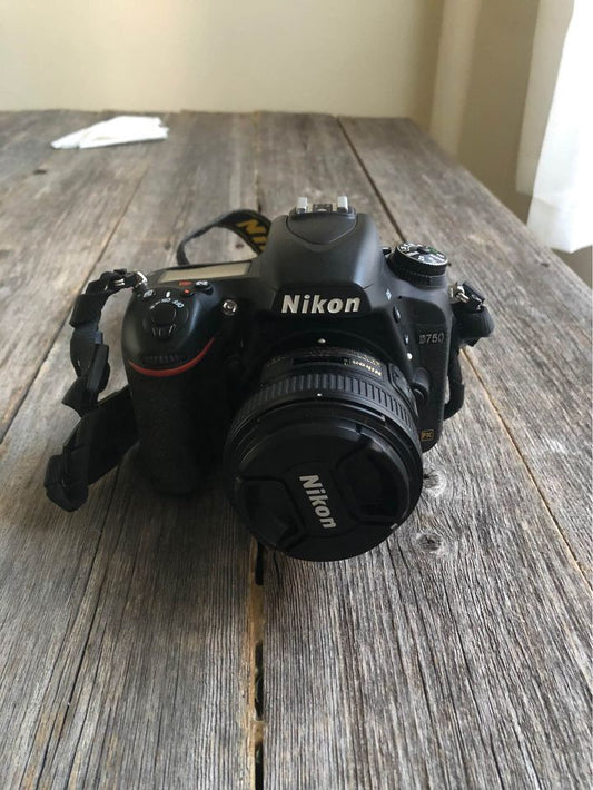 New Looking Nikon D750 FX-format Digital SLR Camera