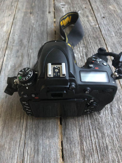 New Looking Nikon D750 FX-format Digital SLR Camera