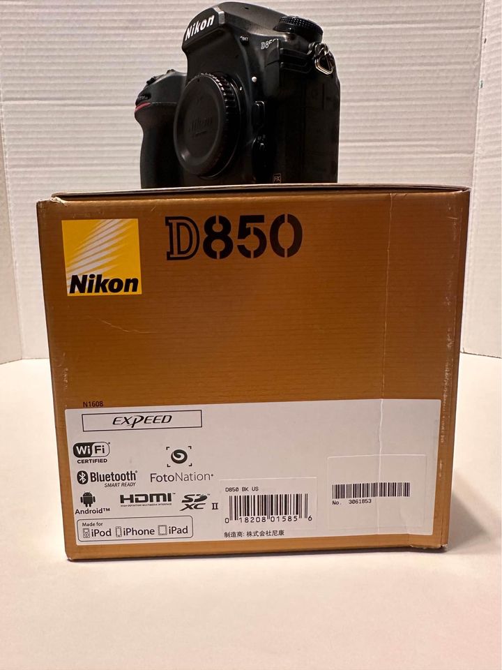 Mint Condition Nikon D850