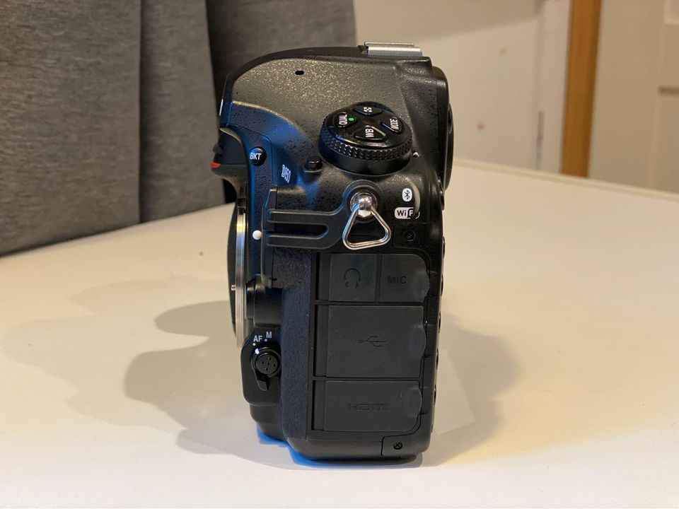 Light Used Nikon D850 - Black (Body Only)