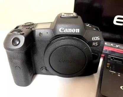 Mint Condition Canon EOS R5