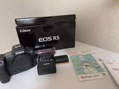 Mint Condition Canon EOS R5