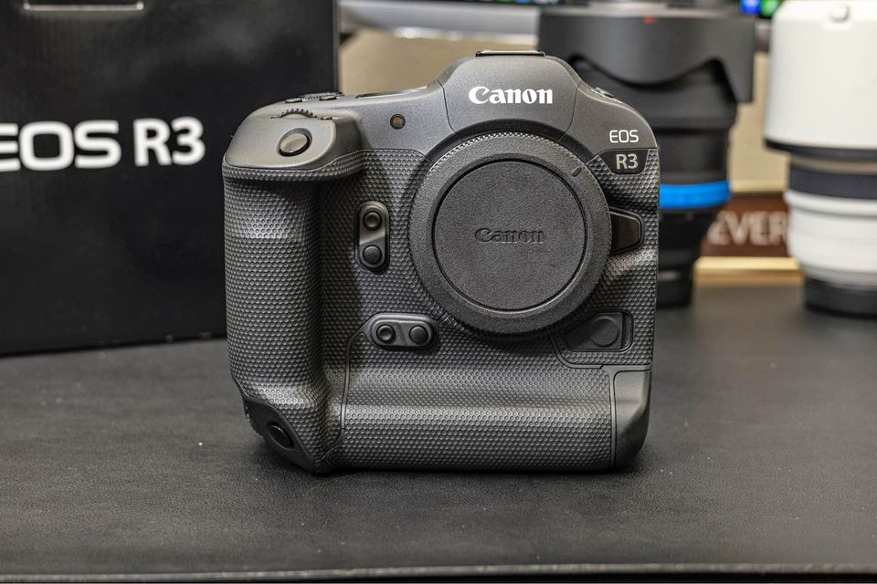 Canon EOS R3( Body Only )