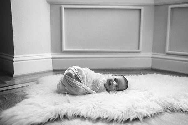 Mastering the Art of Lifestyle Newborn Photography