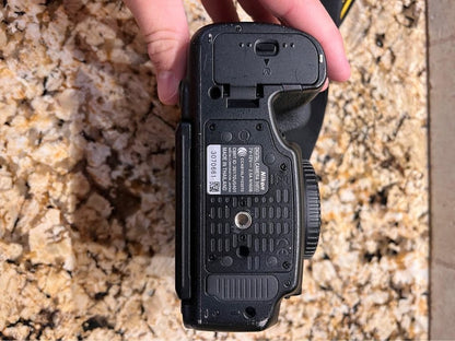 Nikon D850 with Lexar 128gb 270mb/s SD