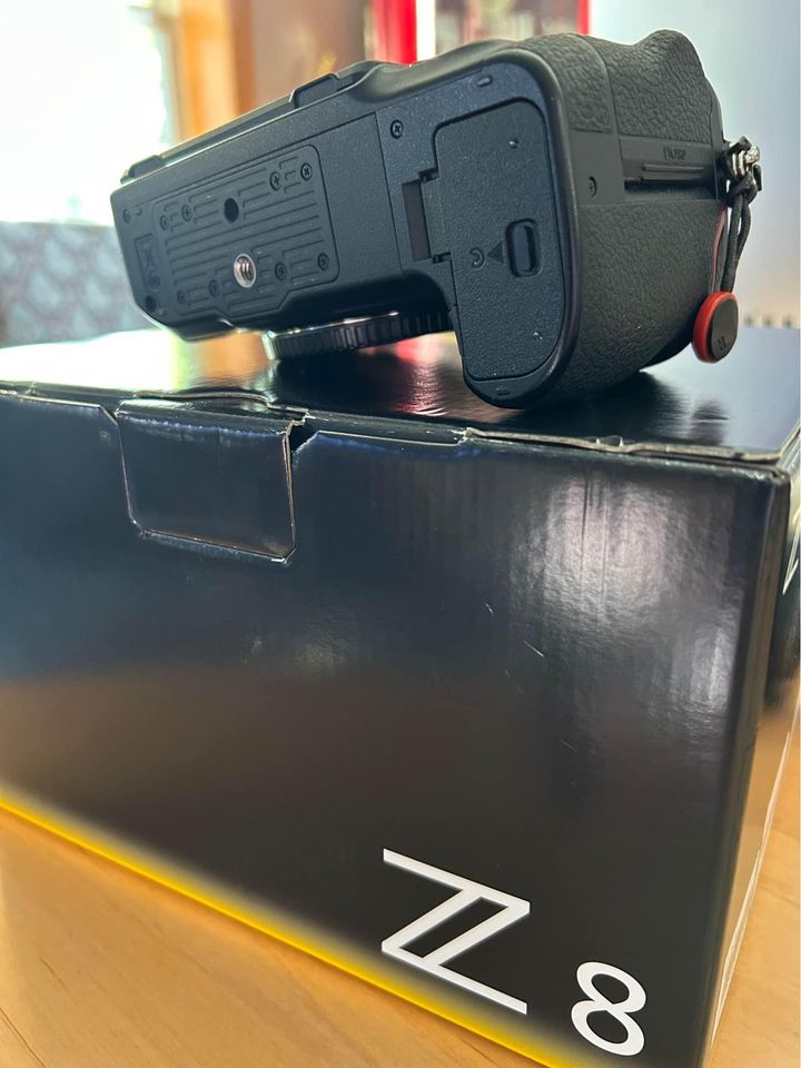 Nikon Z8 Mint Condition