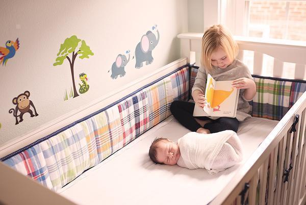 Mastering the Art of Lifestyle Newborn Photography