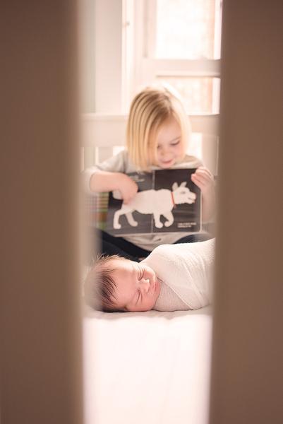Mastering the Art of Lifestyle Newborn Photography
