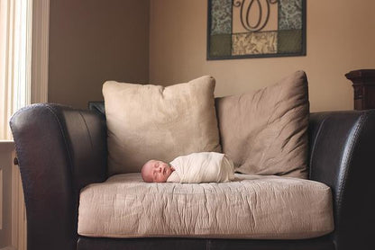 Mastering the Art of Lifestyle Newborn Photography