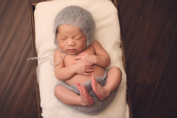 Mastering the Art of Lifestyle Newborn Photography
