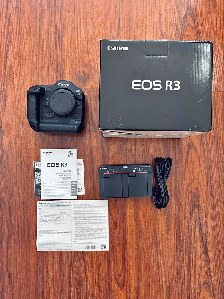 Canon EOS R3 Mirrorless Camera
